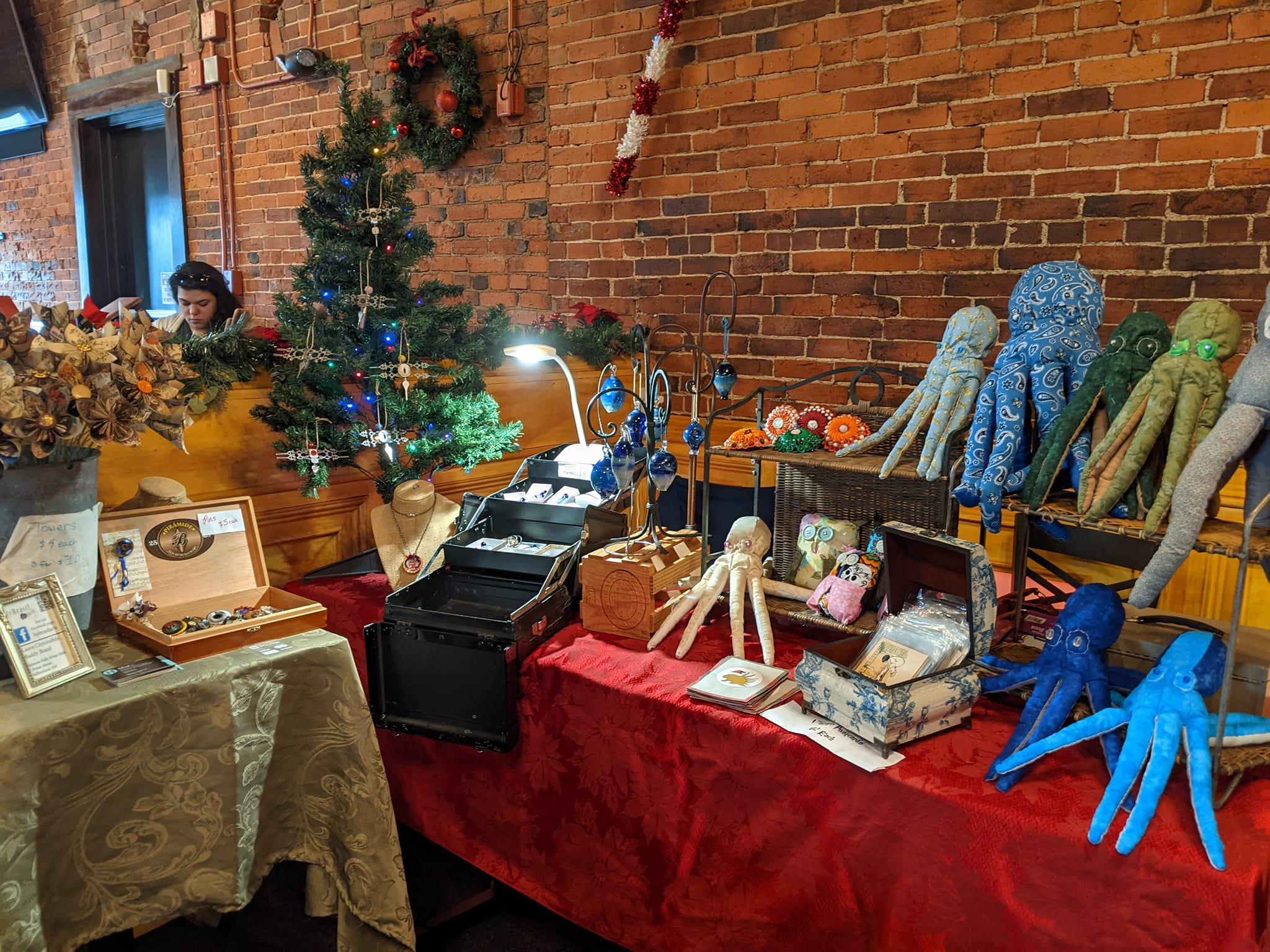 Vendors Wanted in Saratoga NY: Unleash Your Oddities at the Free Odditorium Carnival